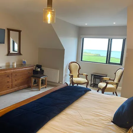 Bed & Breakfast Cois Na Tra *